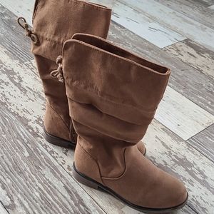 Lil girl tall boots size 13
